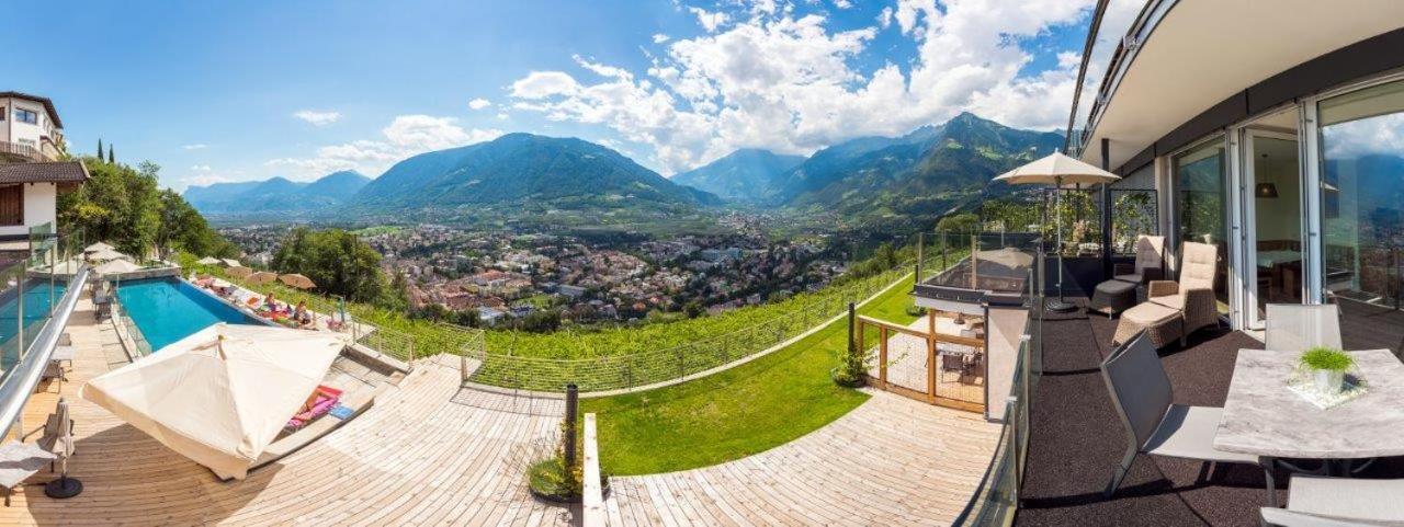 La Pergola Panoramasuites Tirolo Exterior foto